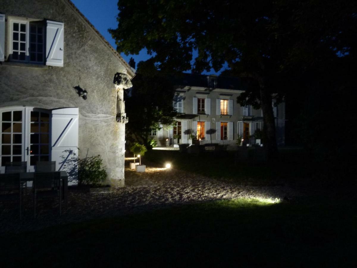 Le Grand Saint-Marc Bed and Breakfast Βαντόμ Εξωτερικό φωτογραφία
